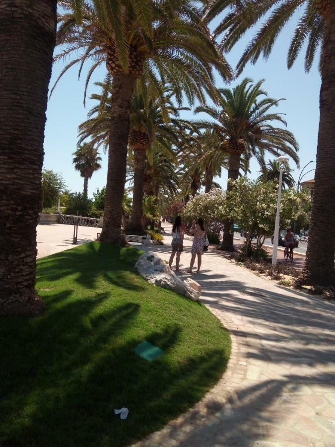 Appartamento Felicia San Benedetto del Tronto Kültér fotó